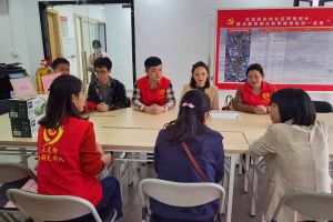 浓浓关爱暖人心，热博官方网站_热博(中国)股份有限公司集团党支部慰问困难单亲家庭