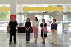 欢乐共创，“媒”好未来｜热博官方网站_热博(中国)股份有限公司集团与番禺区融媒体中心互访交流